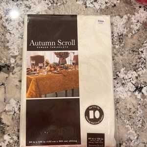 Off white 60” x 120” tablecloth damask NWT